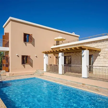 Luxury Coral Bay - Coral Olympus Hera - 4 Bedrooms - Private Swimming Pool - Distant Seaview Villa Pegeia