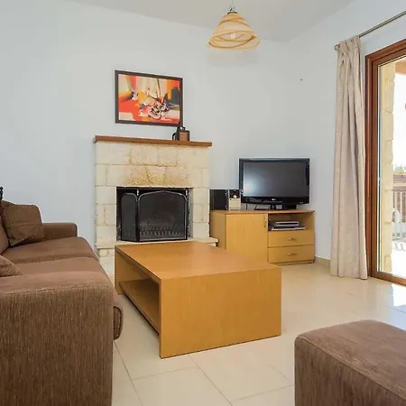 Luxury Coral Bay - Coral Olympus Hera - 4 Bedrooms - Private Swimming Pool - Distant Seaview *